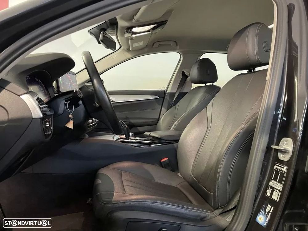 BMW 520 d Auto - 12