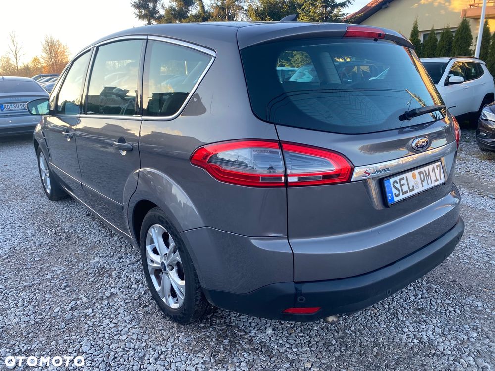 Ford S-Max 2.0 TDCi DPF Titanium X - 13