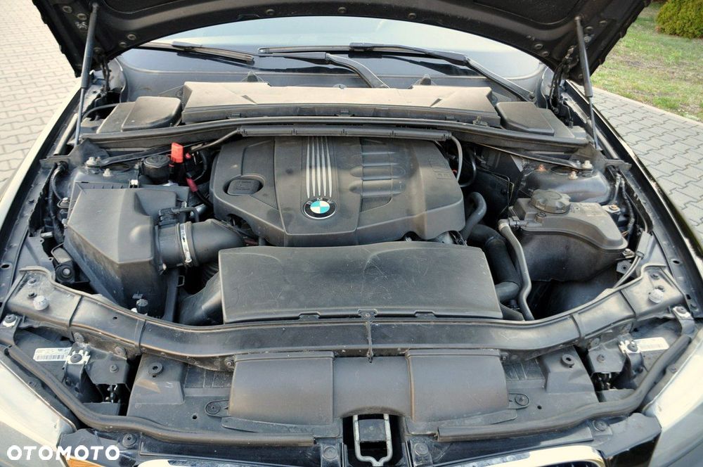 BMW Seria 3 - 37