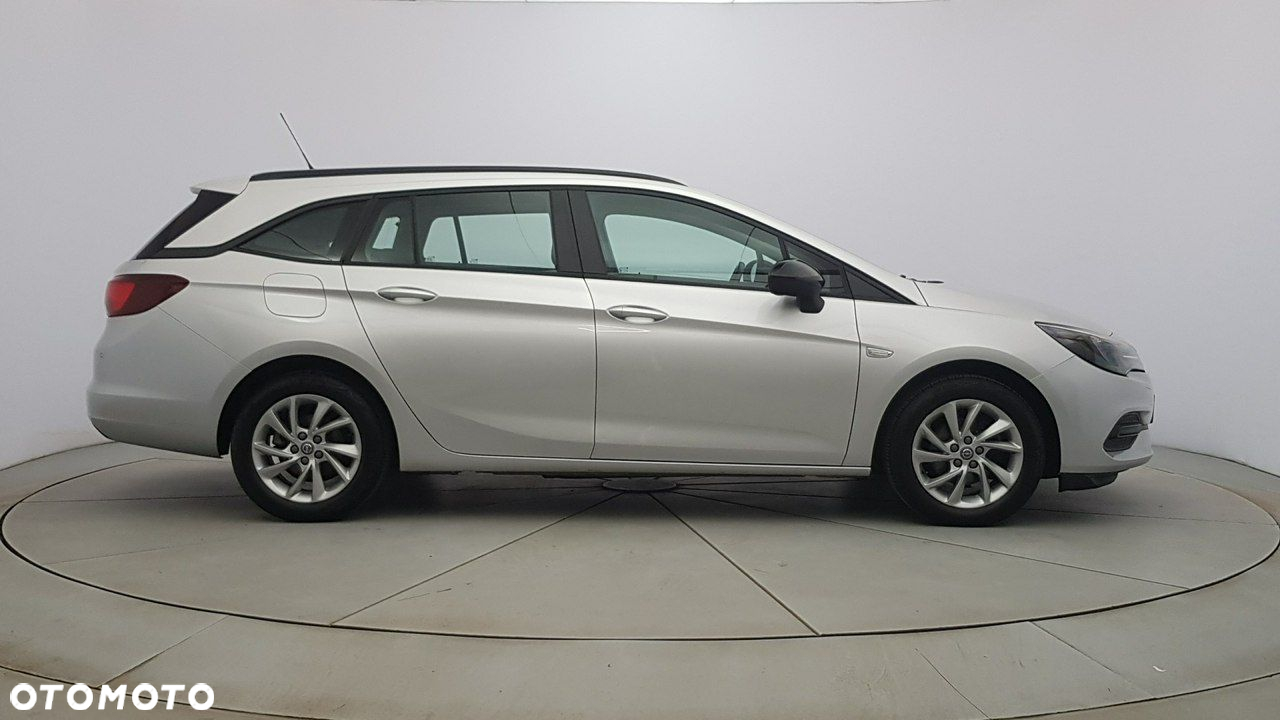 Opel Astra - 8