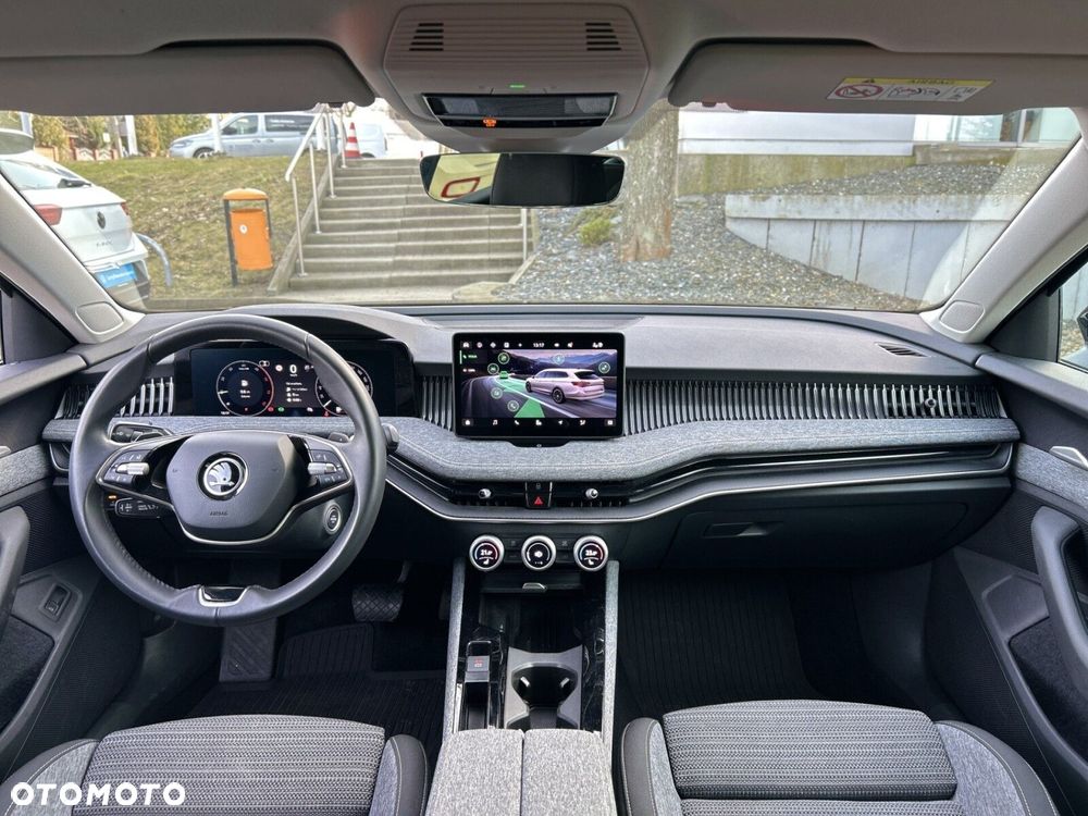 Skoda Superb 2.0 TDI SCR Selection DSG - 17