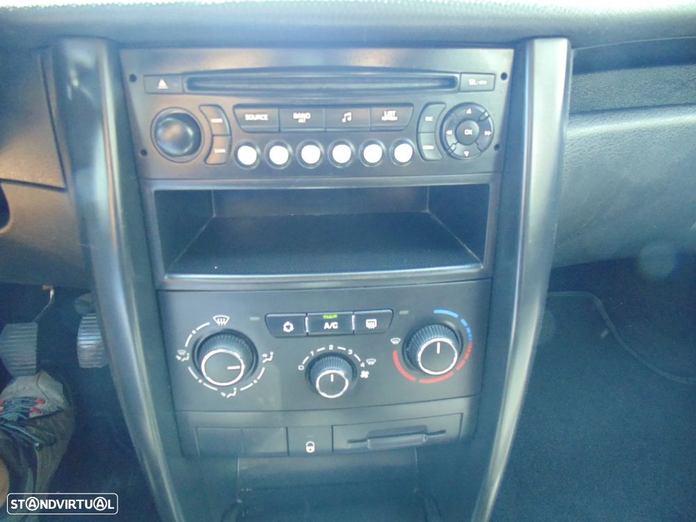 Peugeot 207 1.4 HDI - 22