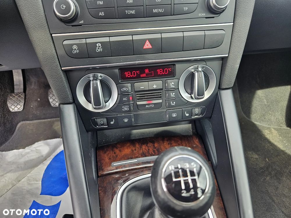 Audi A3 Sportback 2.0 TDI DPF Ambiente - 12