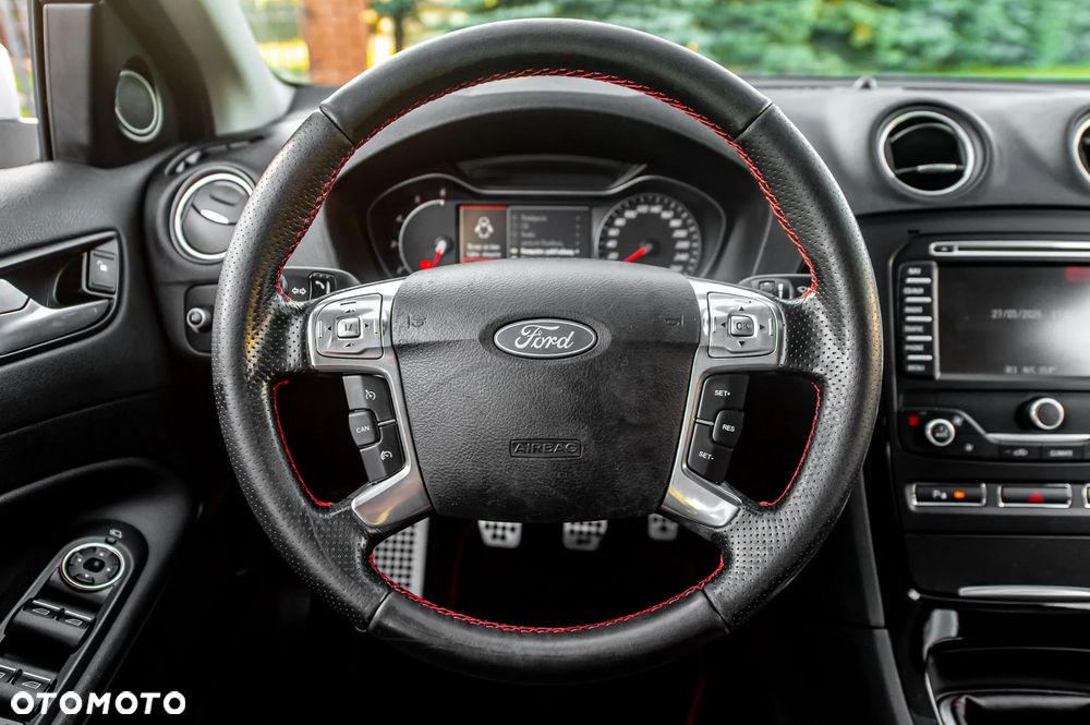 Ford Mondeo 2.0 TDCi Titanium S - 24