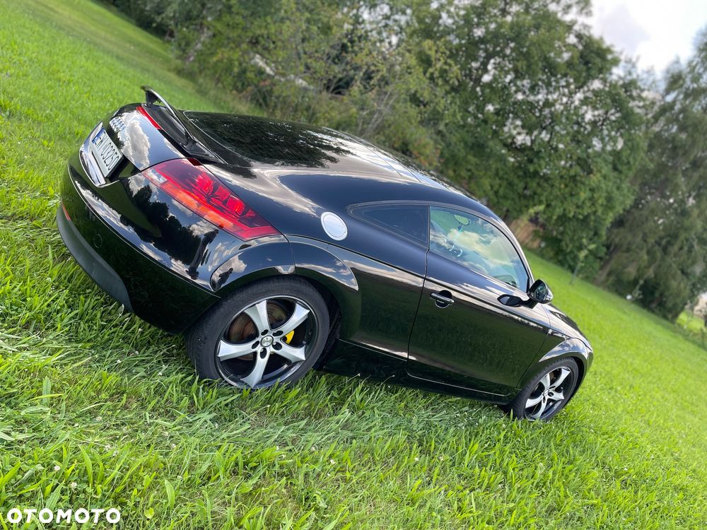 Audi TT Coupé - 4