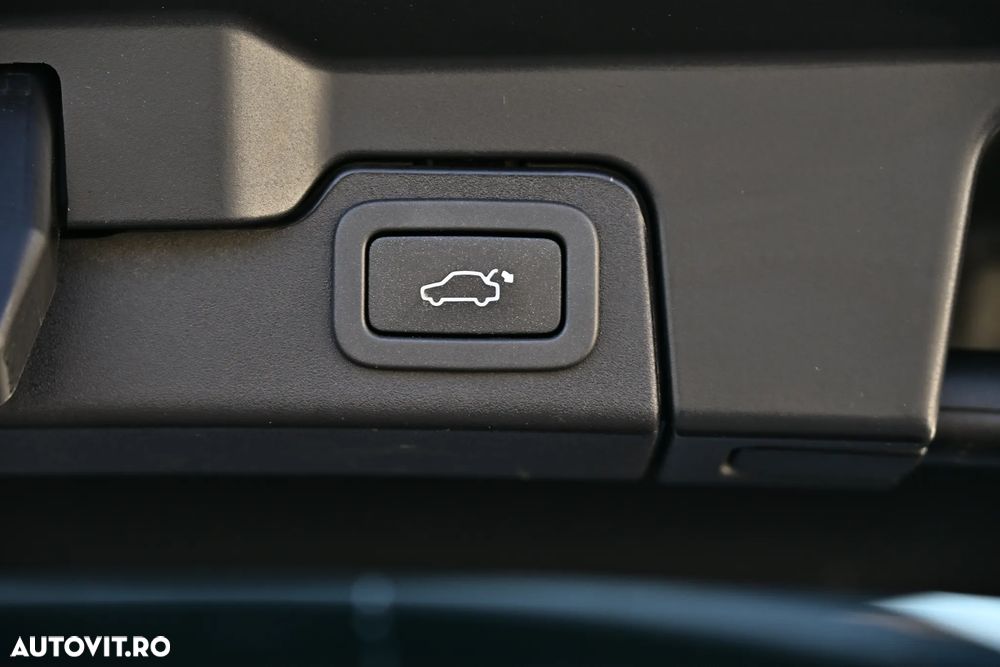 Land Rover Range Rover Evoque 2.0 D150 R-Dynamic SE - 37