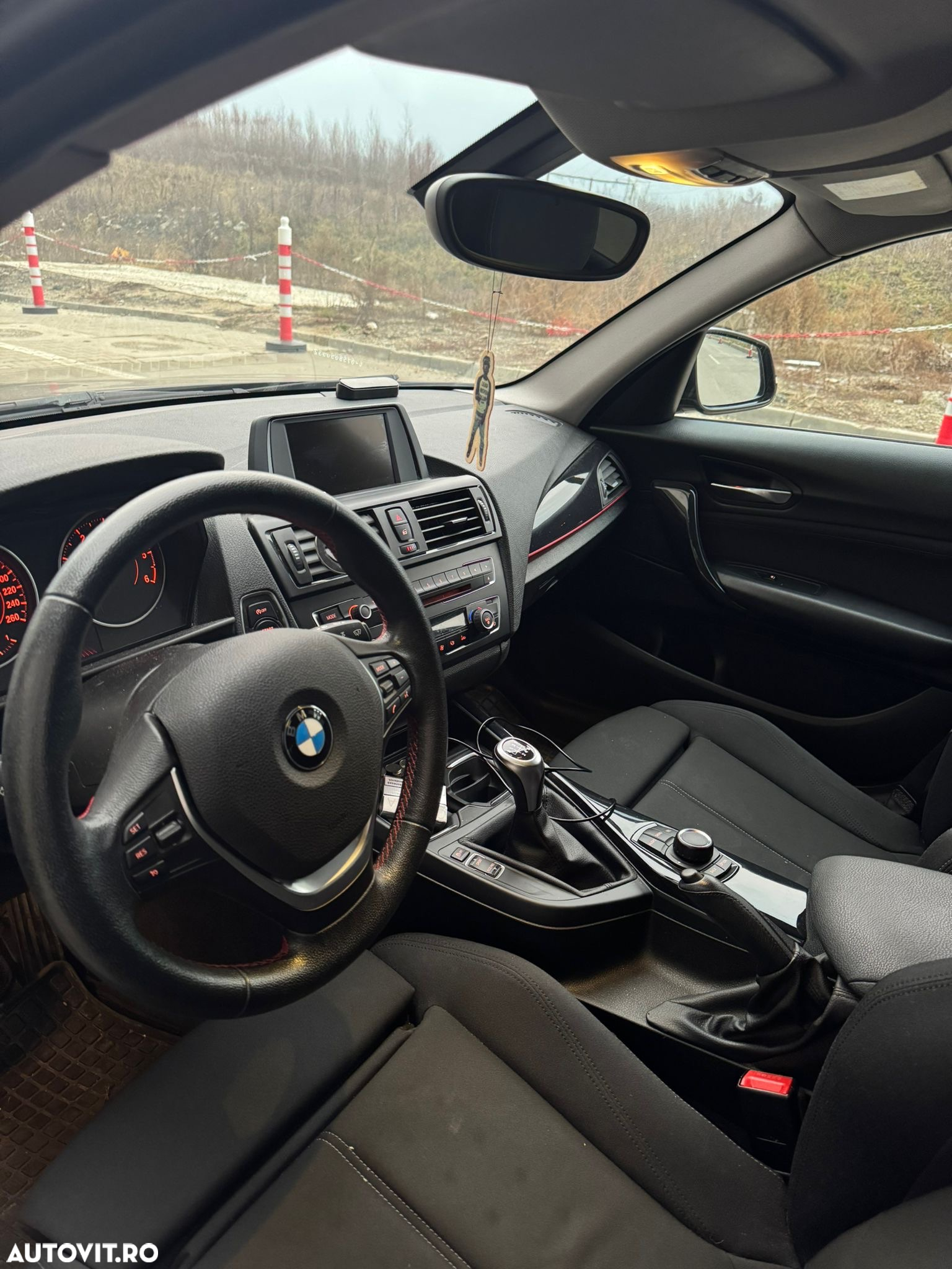 BMW Seria 1 118d - 4