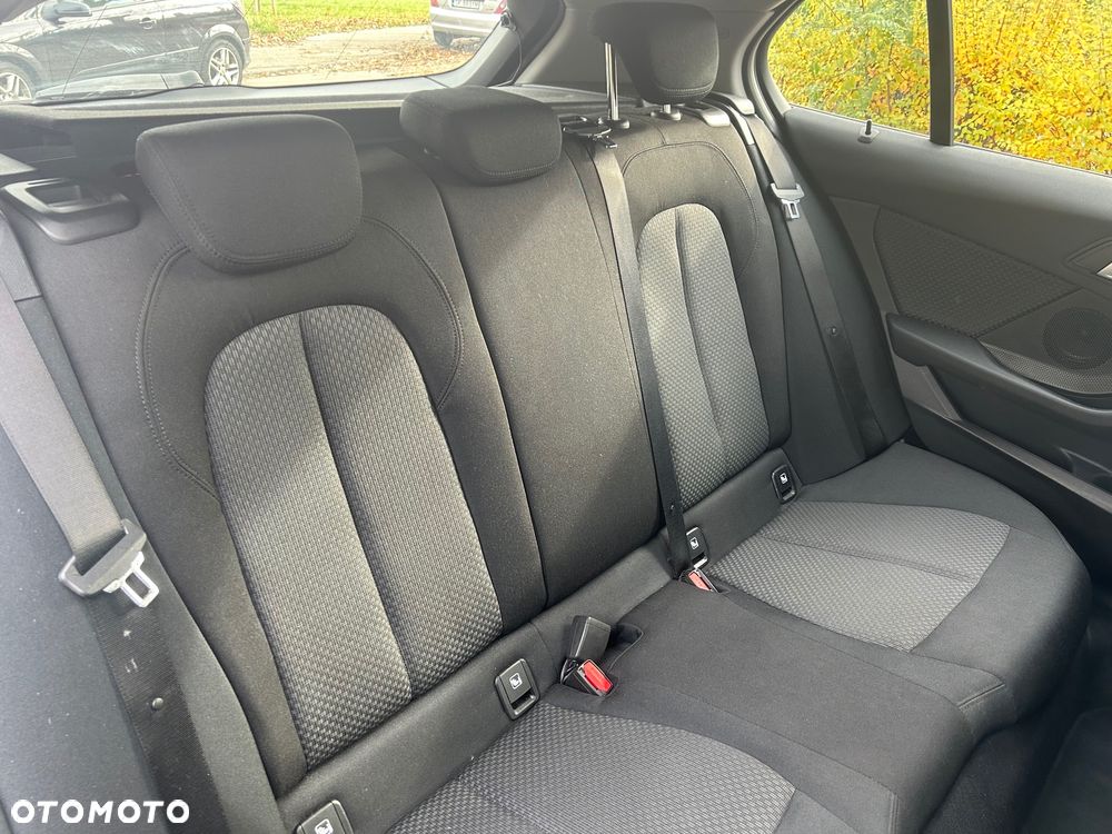 BMW Seria 1 118i Advantage - 16