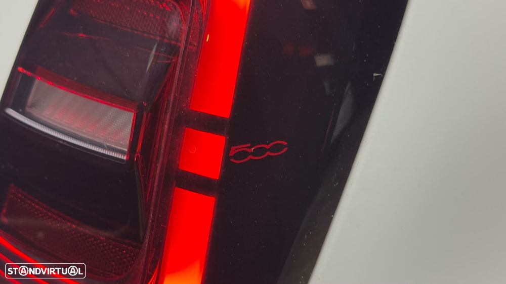 Fiat 500e 3 + 1 23,8kWh Icon - 20