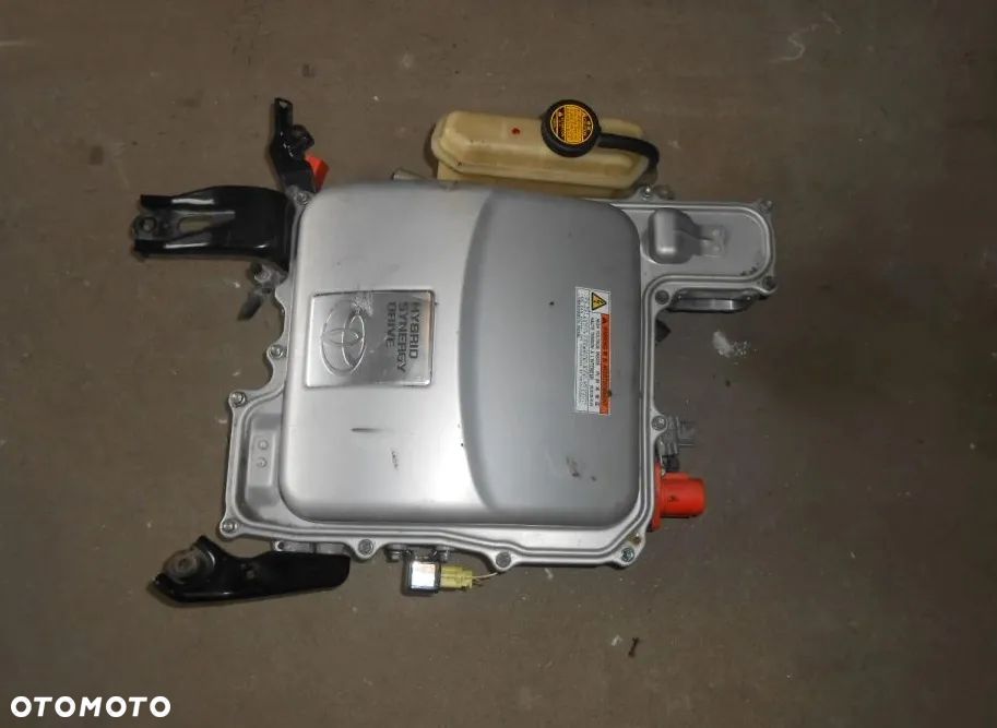 Inwerter przetwornica Toyota PRIUS II 1,5 2004-2009r G9200-47111 - 1