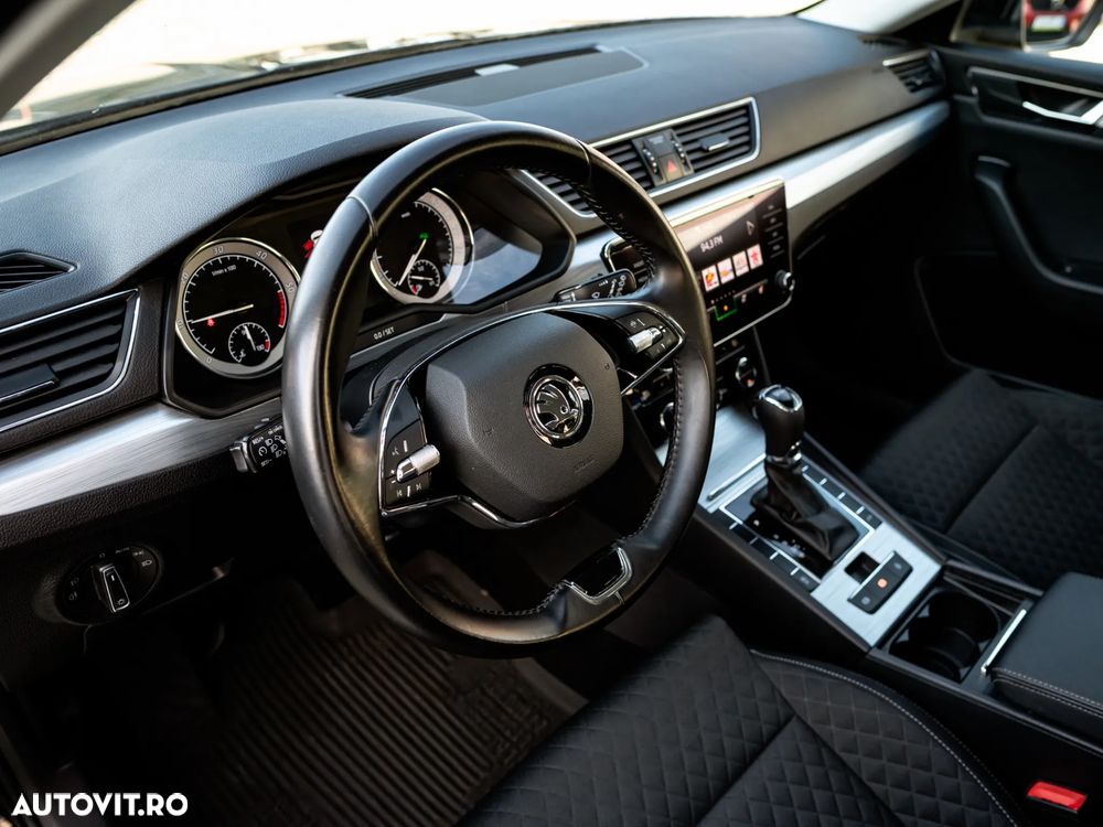 Skoda Superb 2.0 TDI DSG Style - 18
