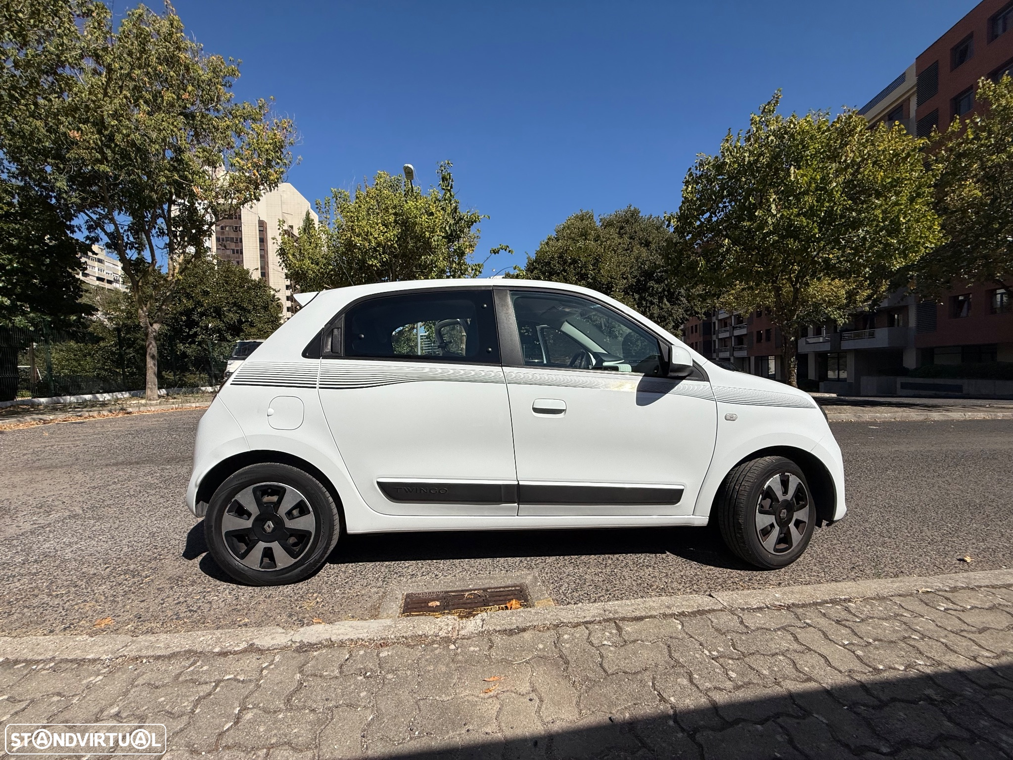 Renault Twingo 1.0 SCe Night&Day - 8
