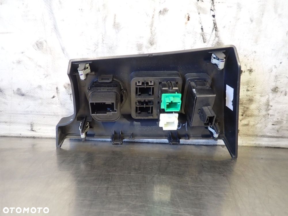 PANEL STEROWANIA LUSTEREK PEUGEOT 301 9674382577 - 3