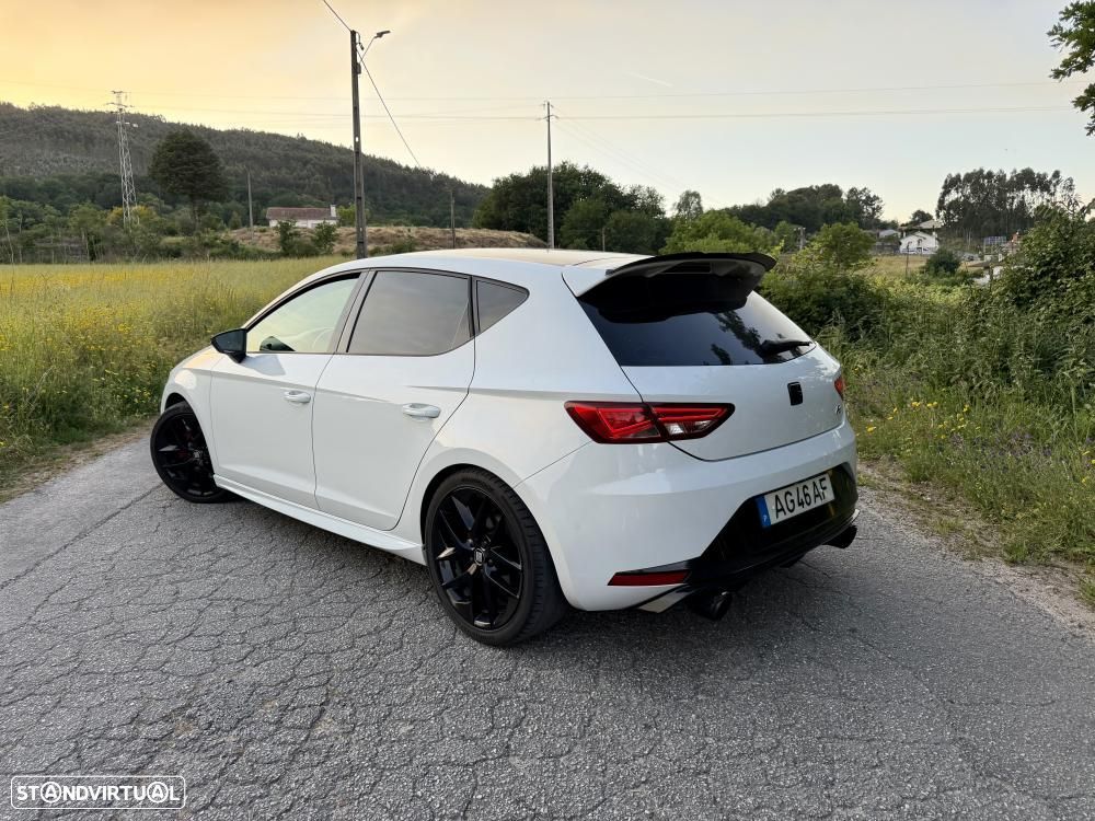 SEAT Leon 2.0 TDI DPF S&S FR - 6