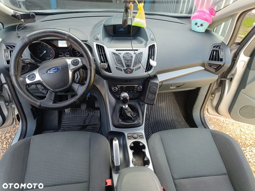 Ford C-MAX ver-1-6-tdci-start--stop--system-trend - 9