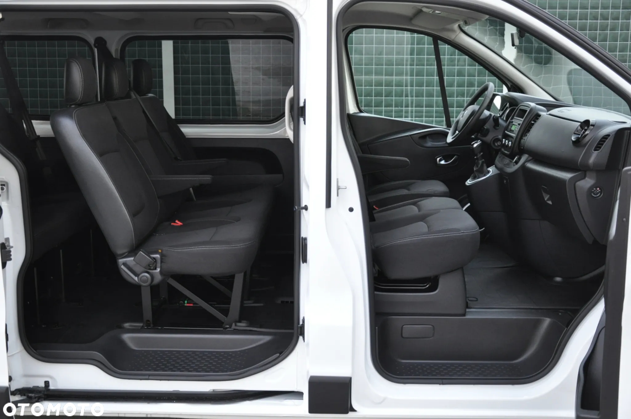 Renault Trafic - 14
