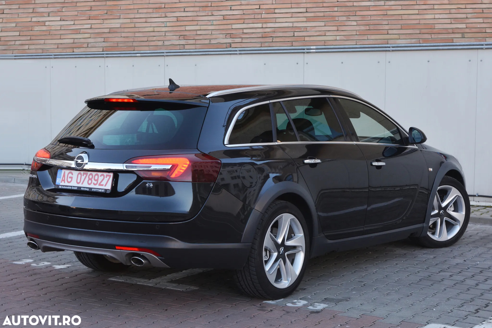 Opel Insignia 2.0 CDTI Sports Tourer 4x4 Automatik - 4