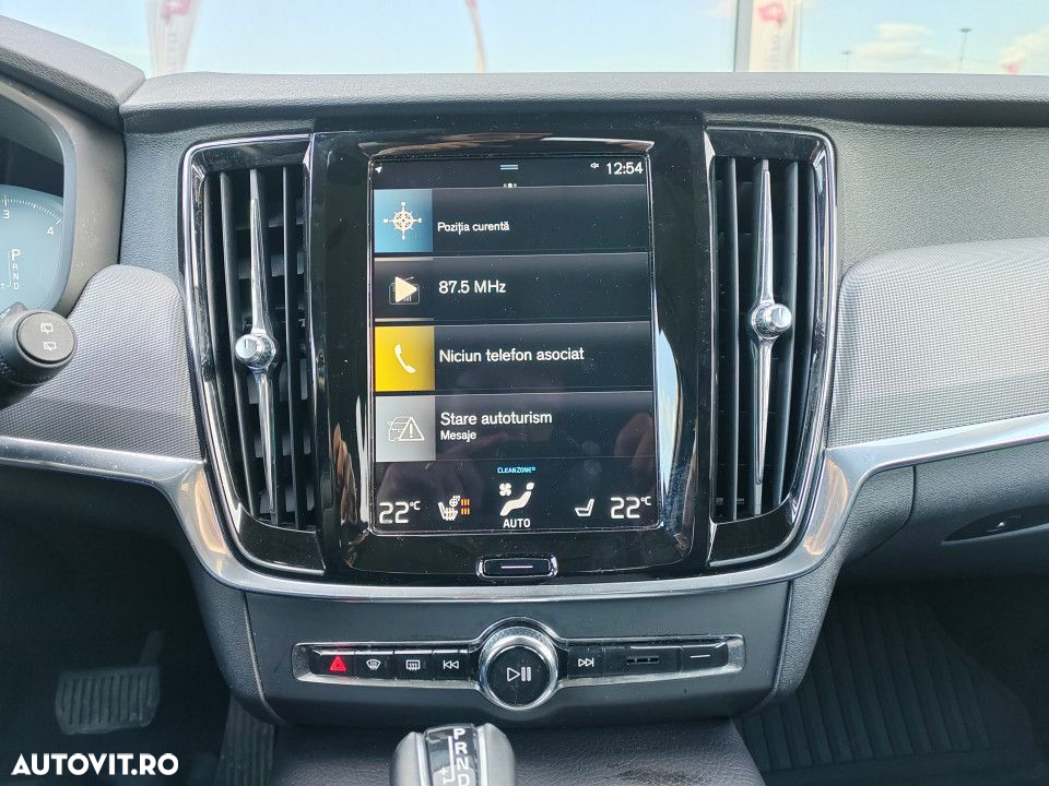 Volvo V90 Cross Country D4 AWD Geartronic - 22