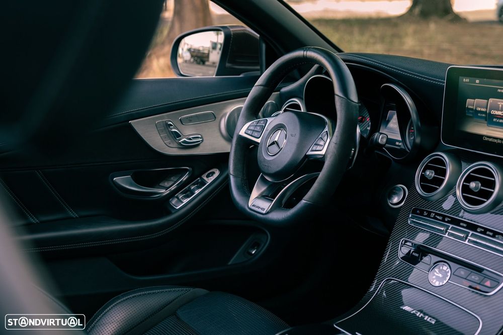 Mercedes-Benz C 63 AMG S - 35