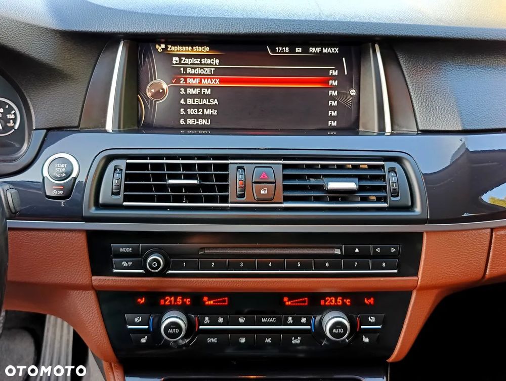 BMW Seria 5 525d Touring Sport-Aut Luxury Line - 23