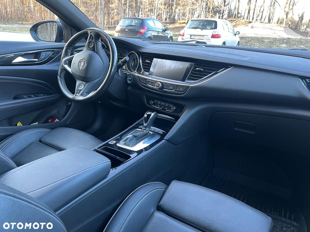 Opel Insignia Sport2.0 Direct InjTurbo 4x4 Dynamic - 31