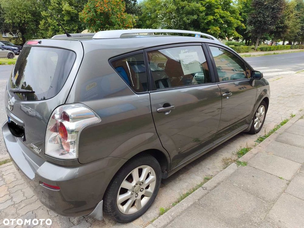 Toyota Corolla Verso 2006 photo 4
