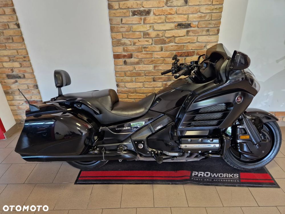 Honda GL - 19