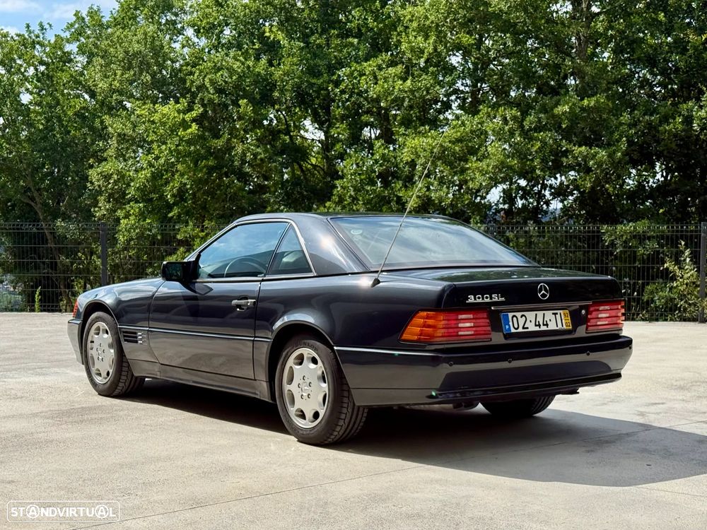 Mercedes-Benz SL 300 - 2