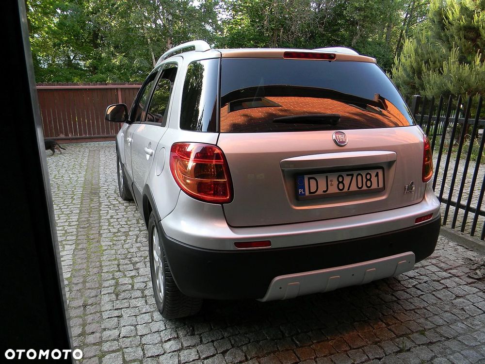 Fiat Sedici 1.6 16V 4x2 Automatik Emotion - 6