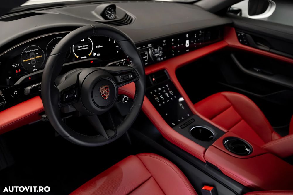 Porsche Taycan Standard - 26