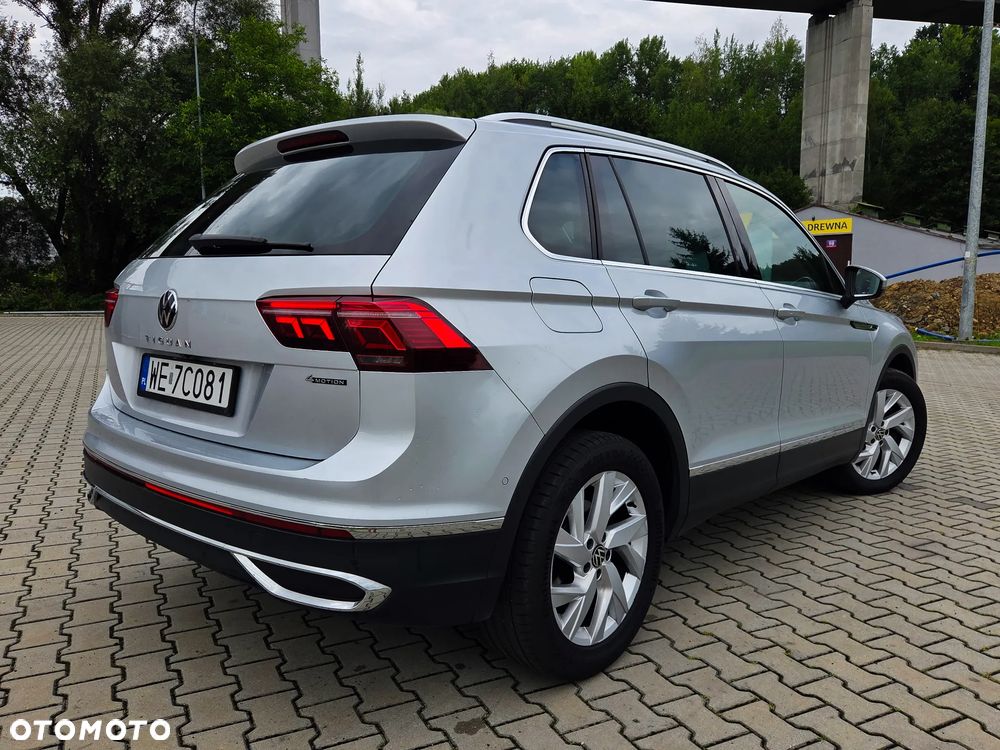 Volkswagen Tiguan 2.0 TSI 4Mot Elegance DSG - 26