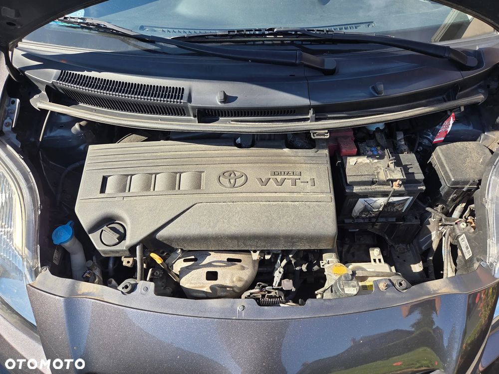 Toyota Yaris 1.33 2010 - 10