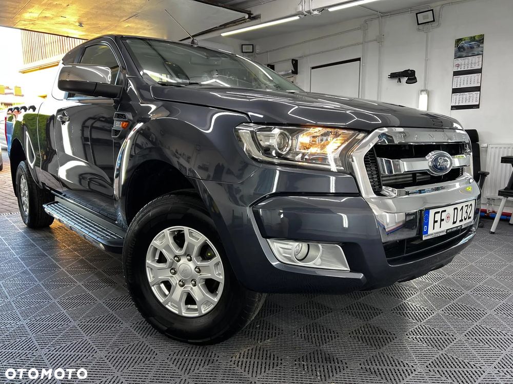 Ford Ranger XLT - 2