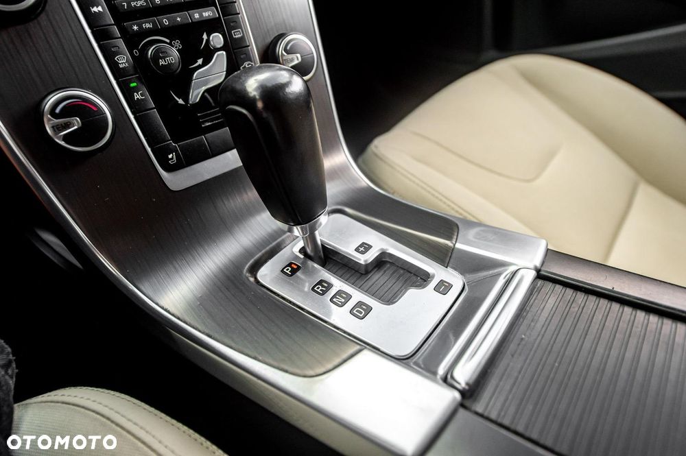 Volvo S60 - 32