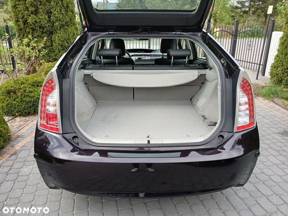 Toyota Prius - 22