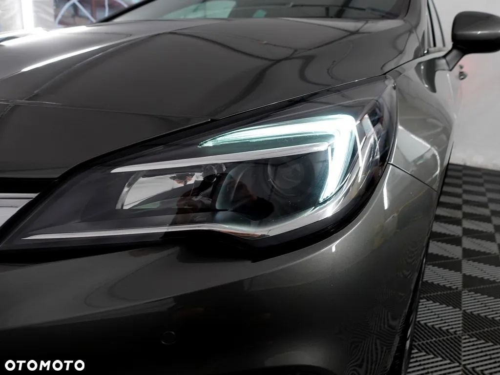 Opel Astra - 28