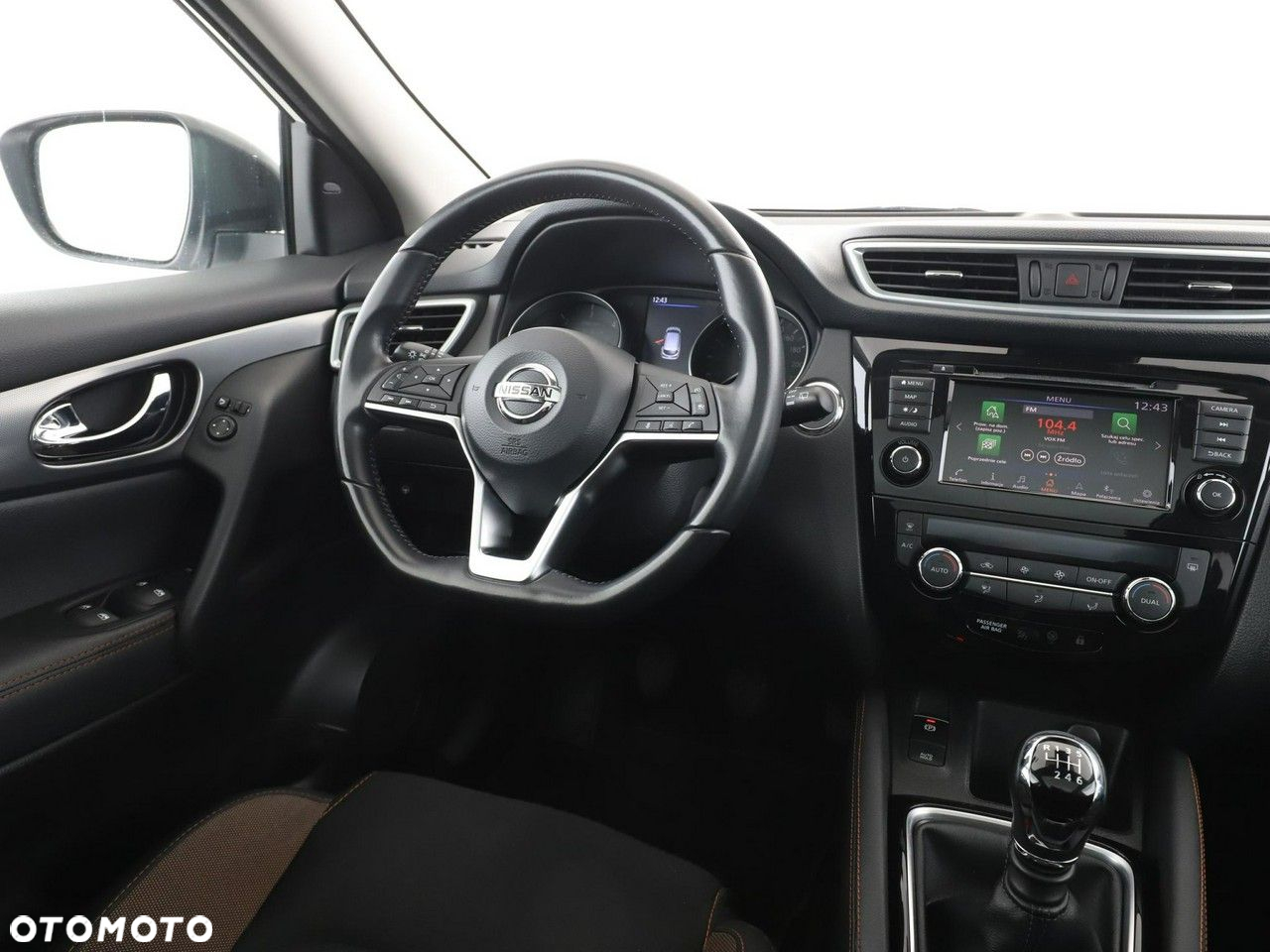 Nissan Qashqai 1.7 dCi N-Connecta - 16