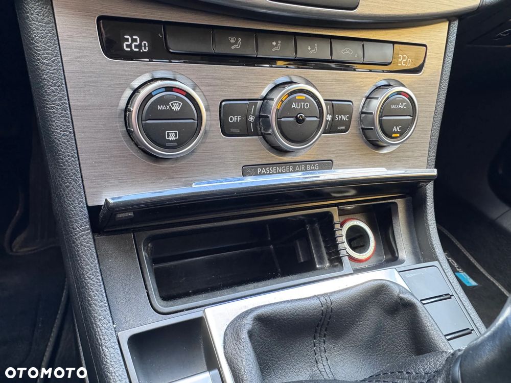 Volkswagen Passat Variant 2.0 TDI Comfortline - 26
