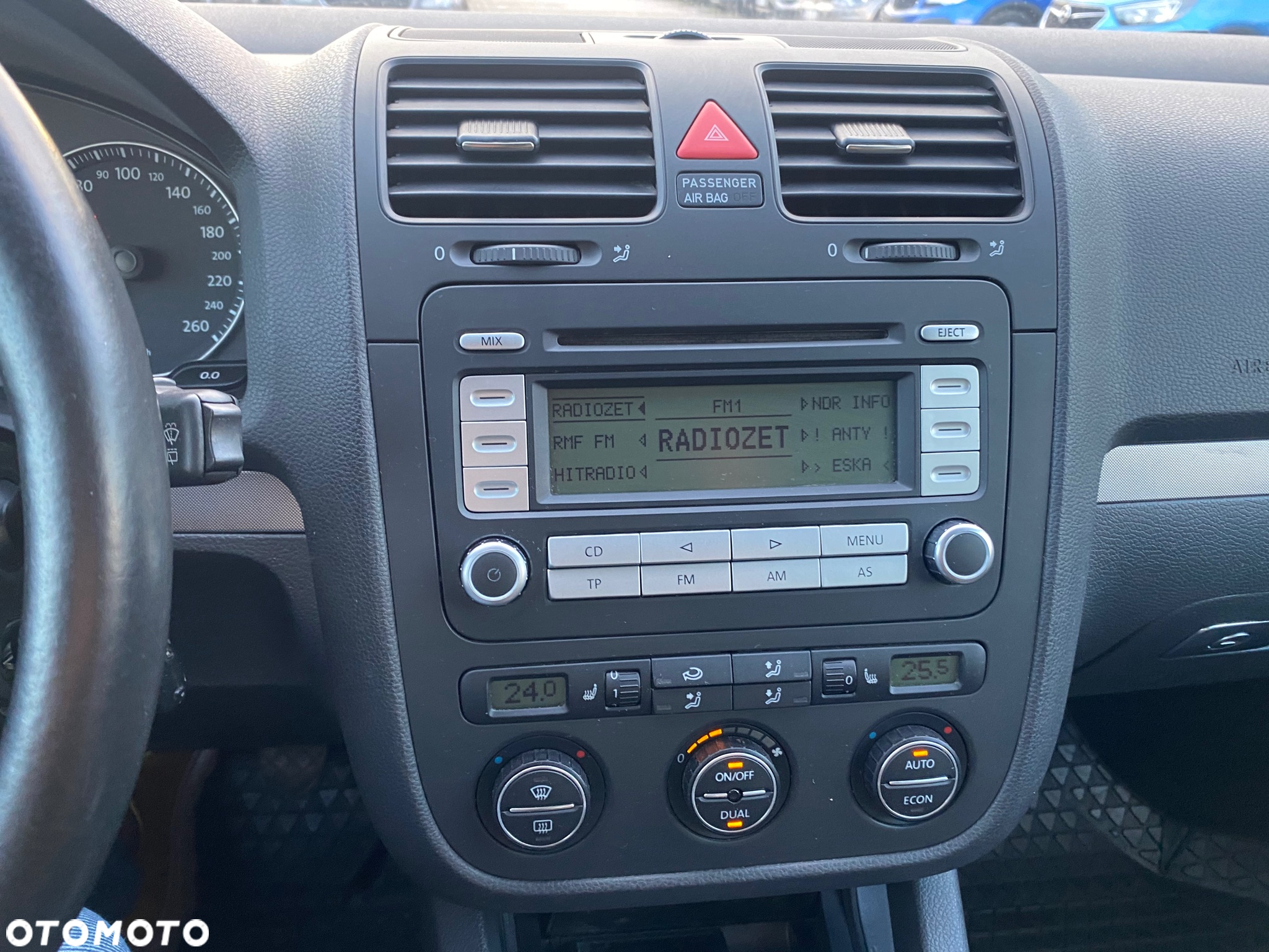 Volkswagen Golf 1.6 United - 32