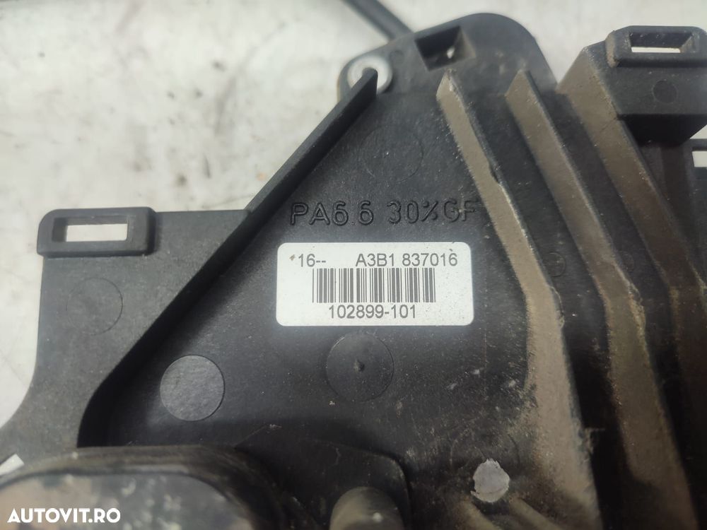 Broasca dreapta fata a3b1837016 Volkswagen VW Golf 4 [1997 - 2006] - 3