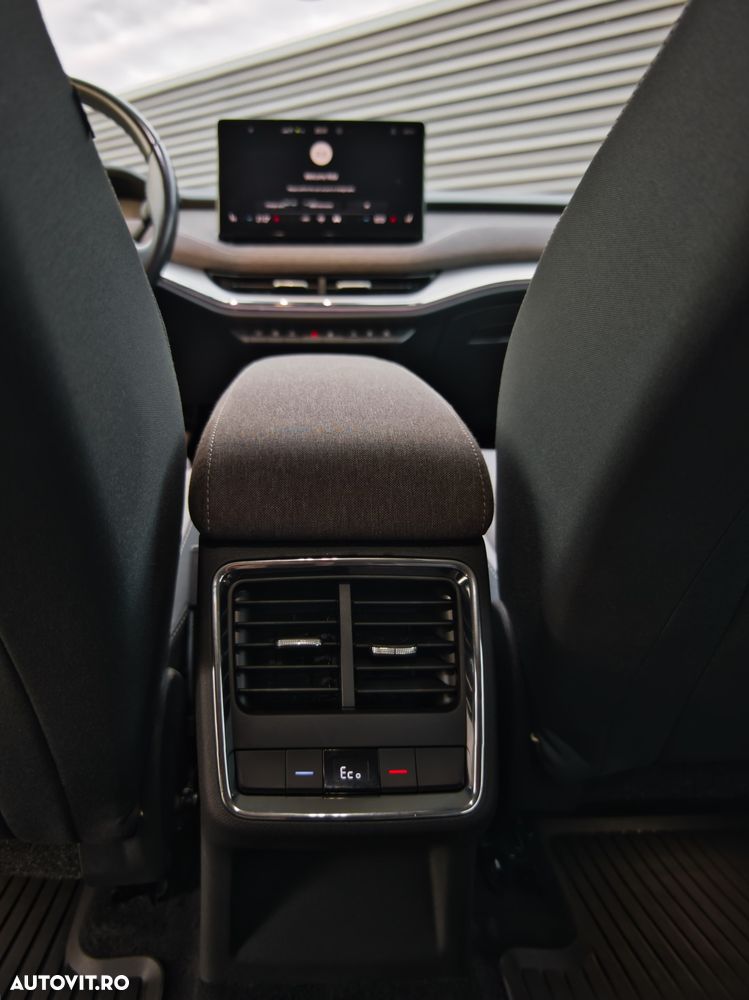 Skoda Enyaq iV Electric 60 - 18