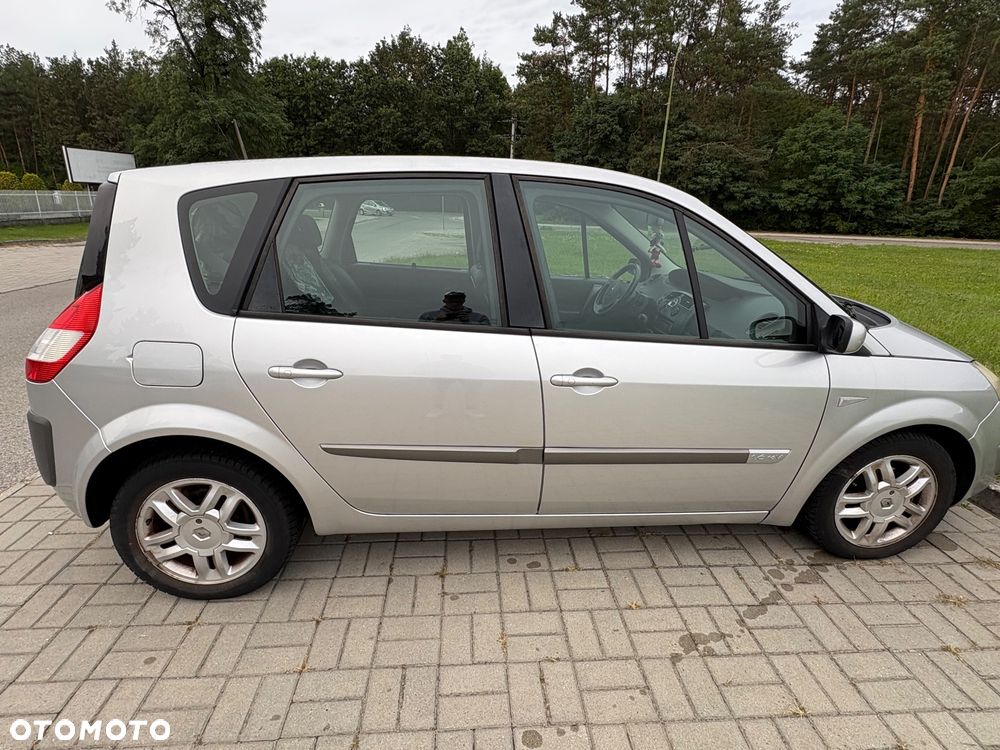 Renault Scenic - 4