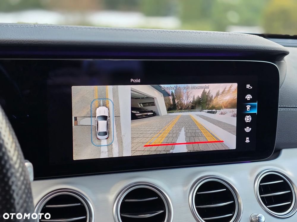 Mercedes-Benz Klasa E - 26