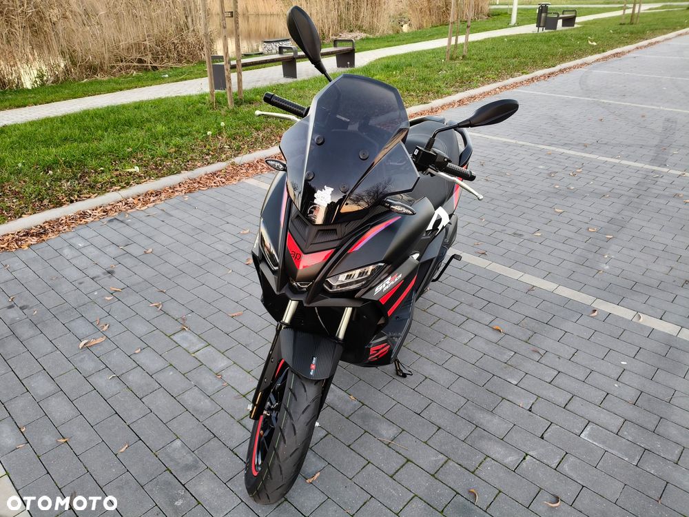 Aprilia SR - 1