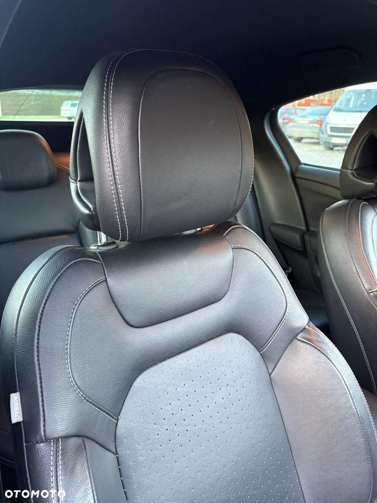 Citroën DS4 HDi 165 SportChic - 26