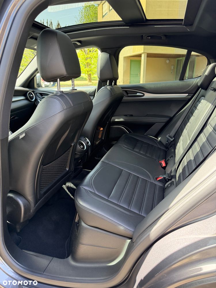 Alfa Romeo Stelvio 2.2 16V AT8 Q4 Ti - 9