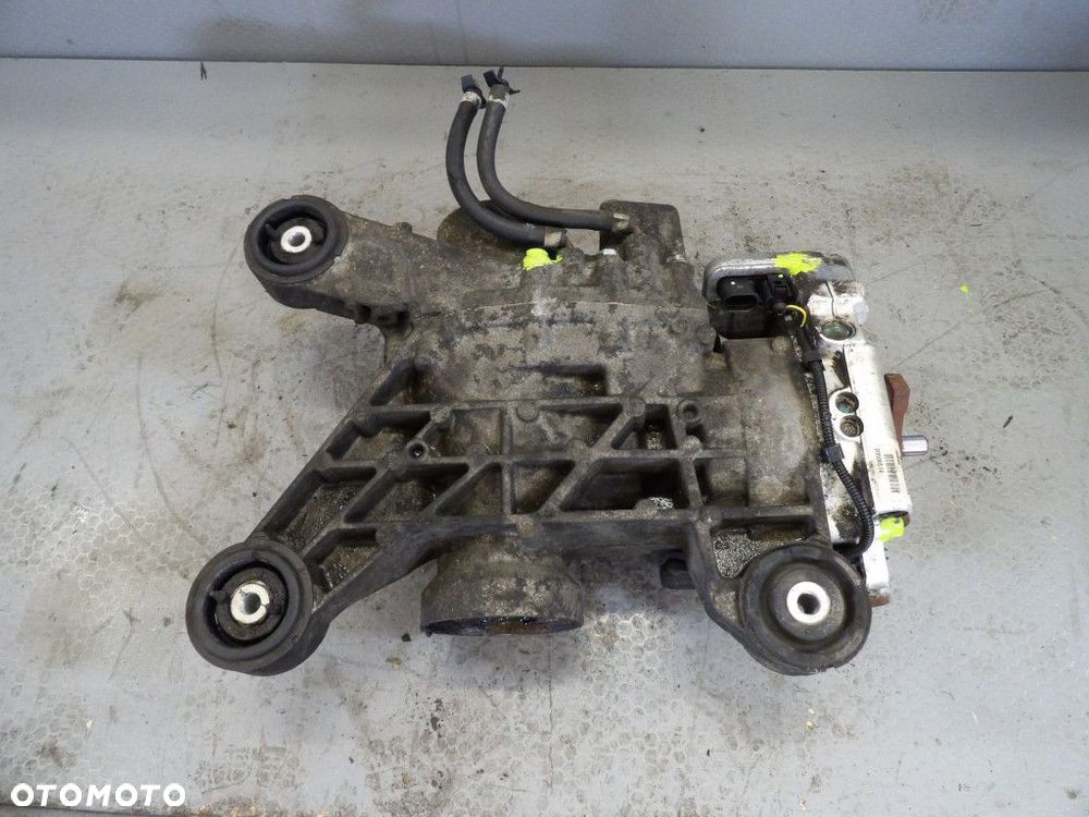 VW PASSAT B6 2.0FSI 4X4 MOST TYLNY DYFER OAV525554D - 5
