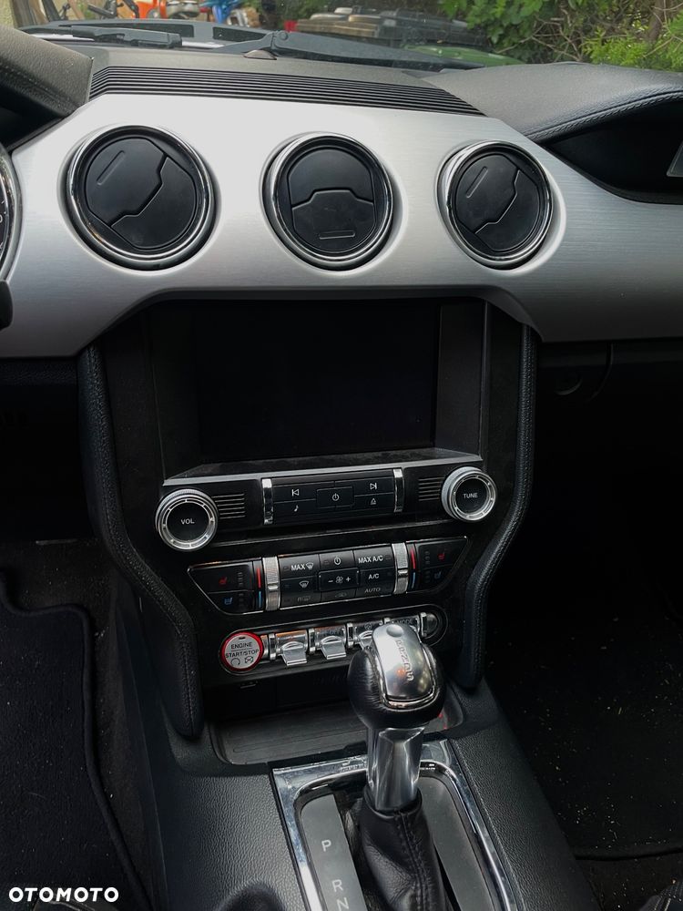 Ford Mustang Fastback 5.0 Ti-VCT V8 GT - 9