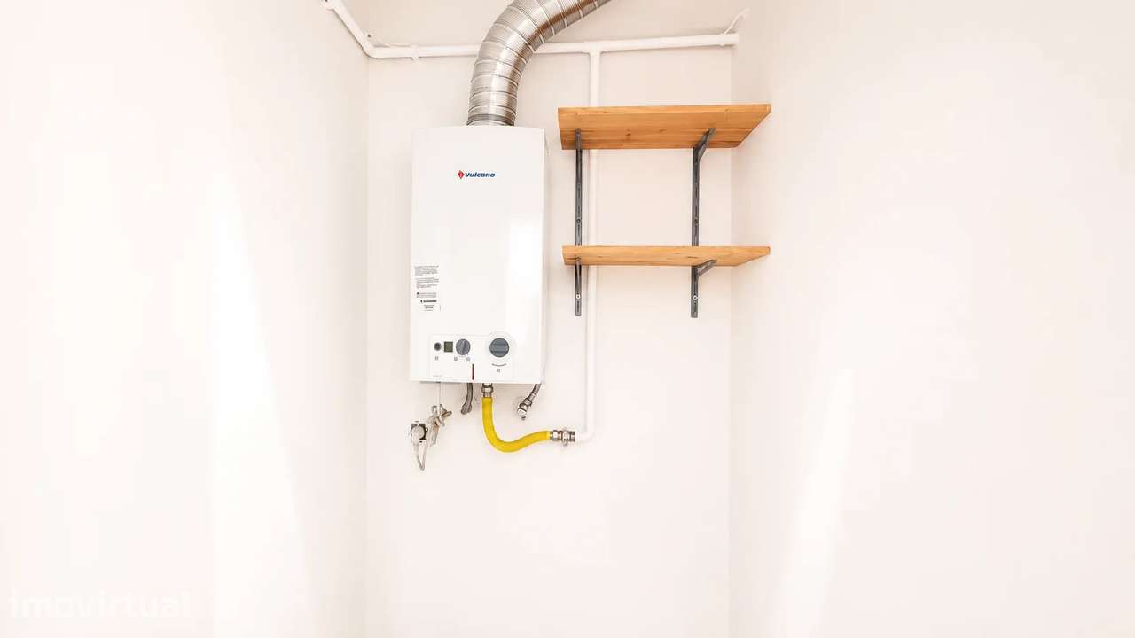 Arrendamento | Apartamento T3 com Garagem no Centro de Ponte da Barca - Grande imagem: 3/20