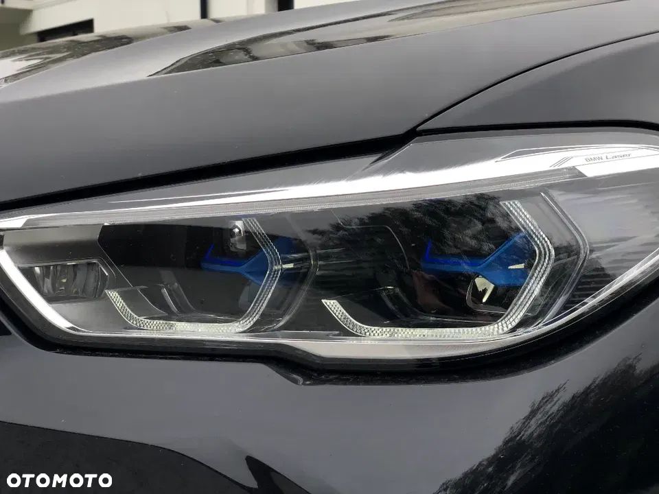 BMW X6 xDrive40d mHEV - 11